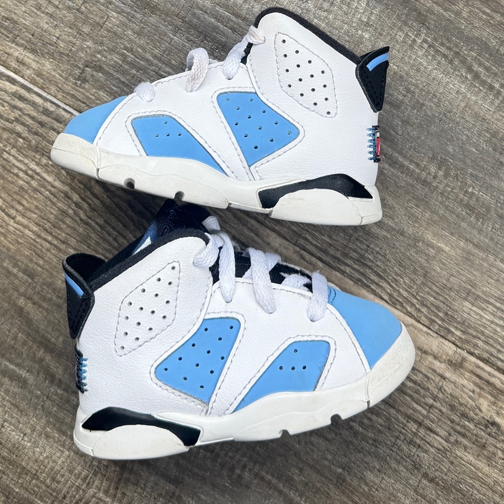 Jordan 6 retro UNC white blue 4c